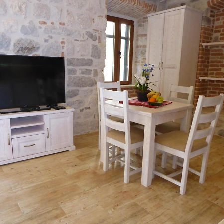 Apartaments Charlie Chaplin Kotor Exterior foto